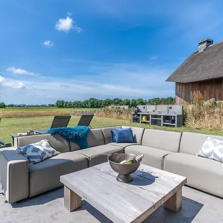 Buytenplaats 189 Villa